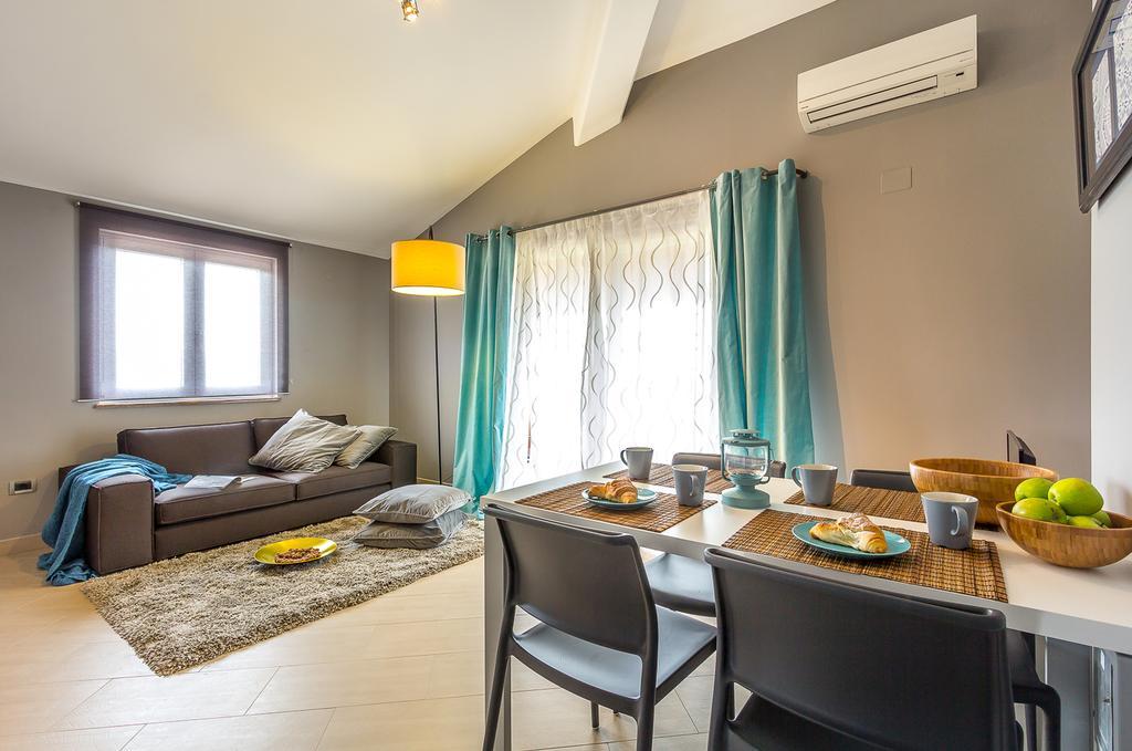 Apartments Stella 로비니스코 셀로 객실 사진